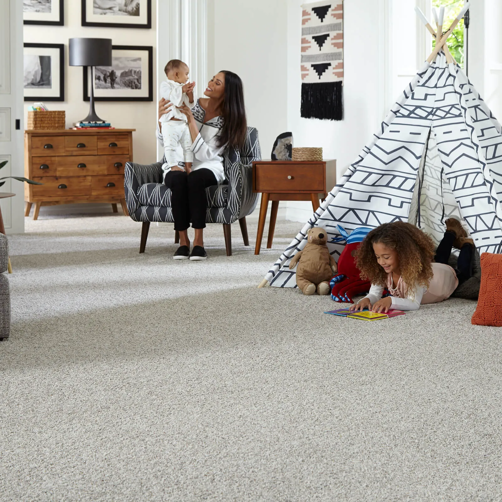 Kids playing on soft carpet | Reinhold Flooring